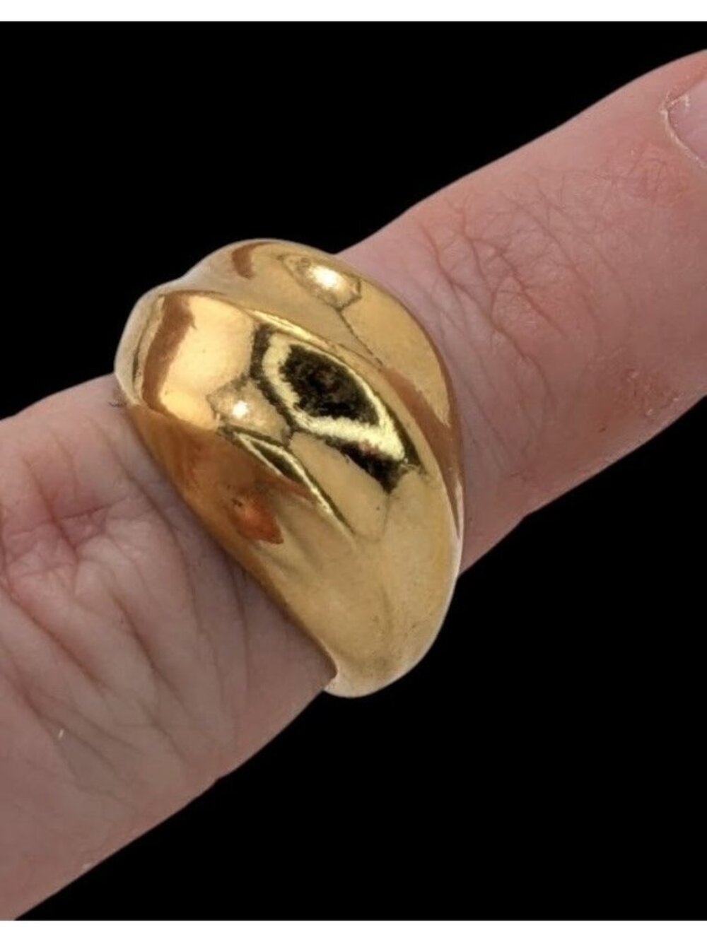 Vintage Avon Gold-Tone Crossover Dome Ring Size 7